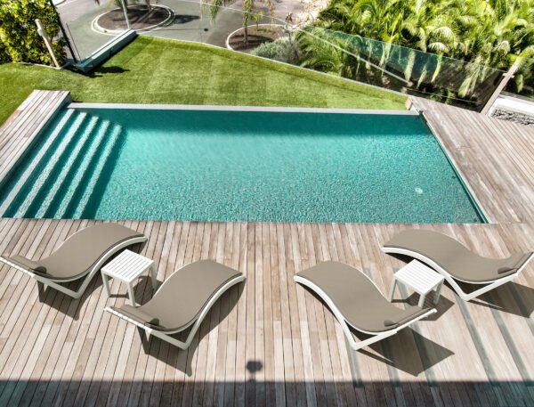 Slim SunLounger